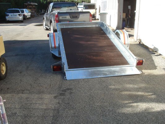 Remorque plateau MECANOREM RPMS 901 F - PTAC : 1300 Kg - 1 essieu freiné - 305 x 170 cm – Image 4